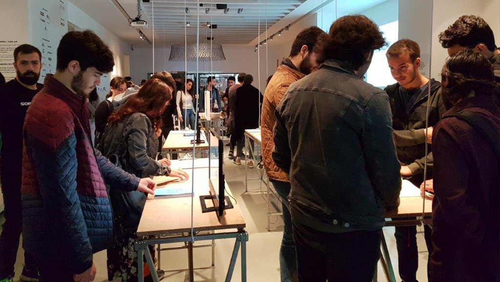 Sanat ve Tasarım Fakültesi Öğrencileri İstanbul Bienal’inde